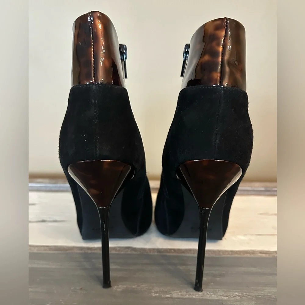Stuart Weitzman Black Suede Ankle Booties Tortoiseshell Patent Stiletto Size 8‎
